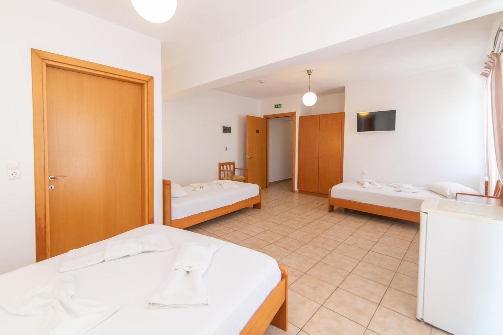 Ageri Hotel Tínos Eksteriør bilde
